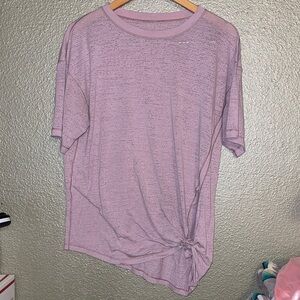 lululemon athletica Lilac Twist Hem Tee